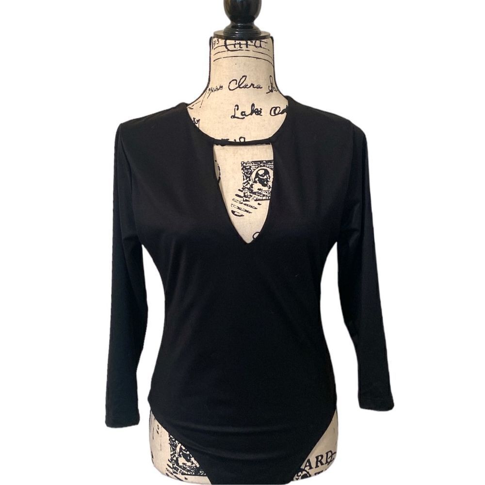 NWT Victoria's Secret Sport Women's Black Plunging Keyhole Bodysuit Size Medium